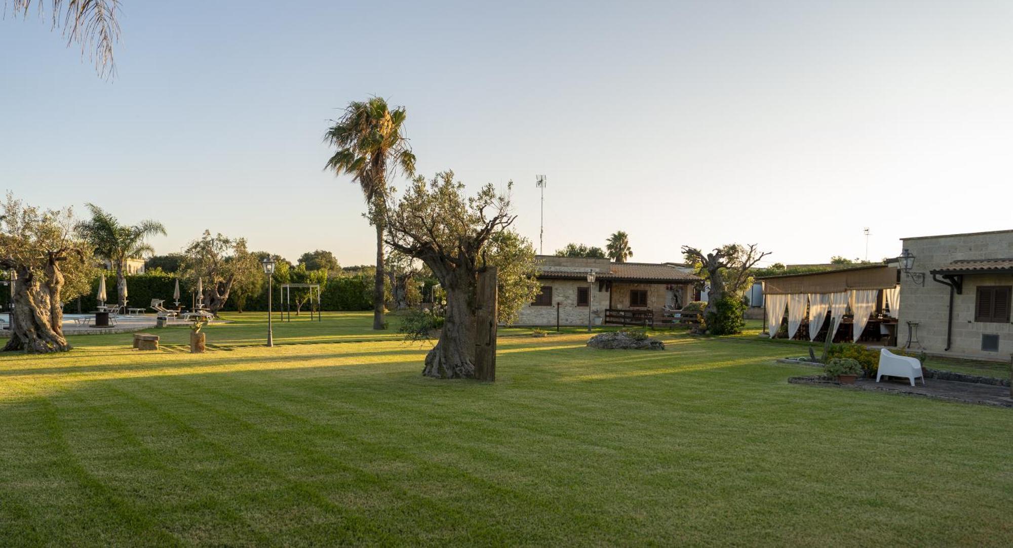 Masseria Giamarra การ์ปิญาโน ซาเลนติโน ภายนอก รูปภาพ