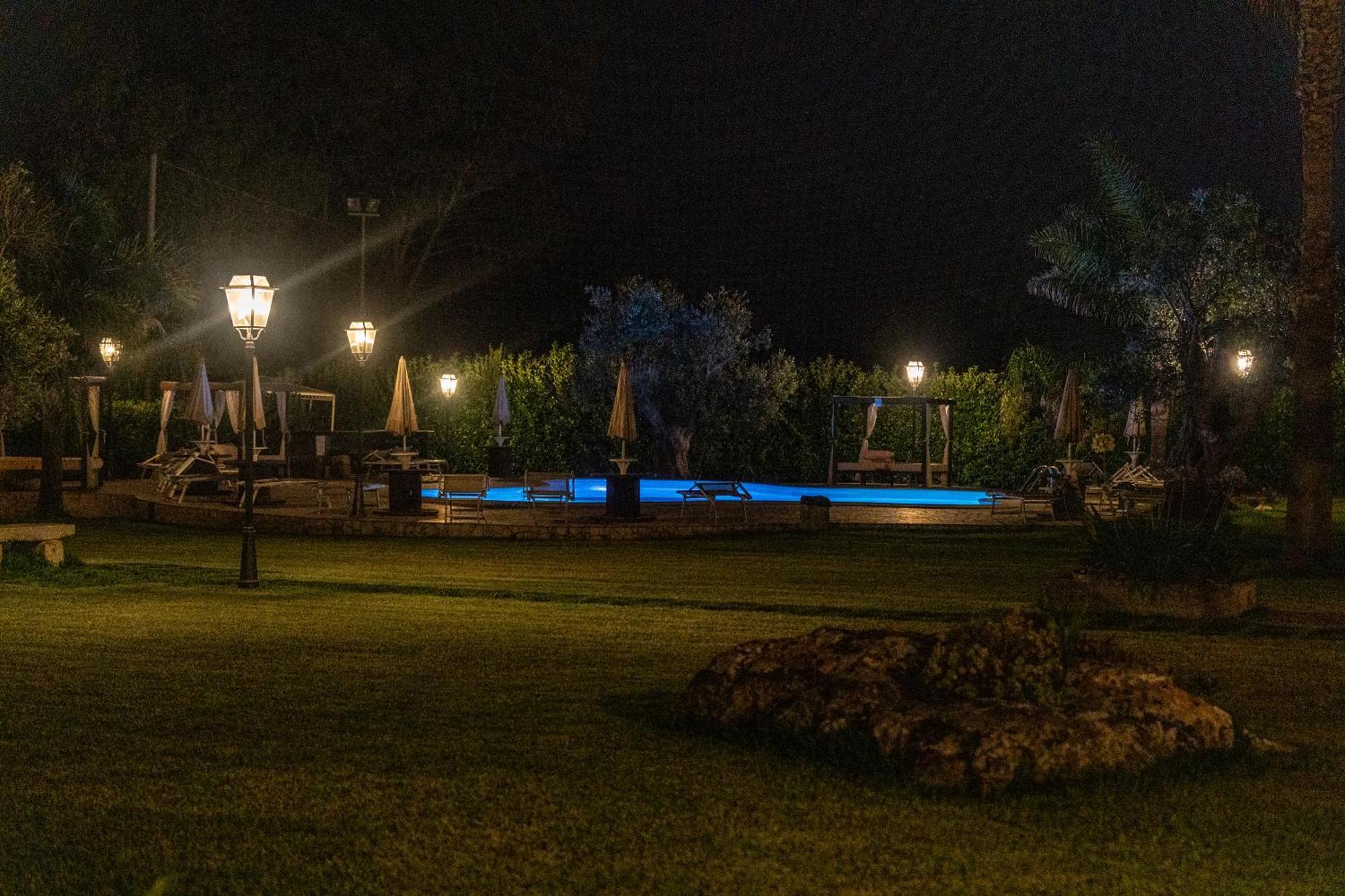 Masseria Giamarra การ์ปิญาโน ซาเลนติโน ภายนอก รูปภาพ